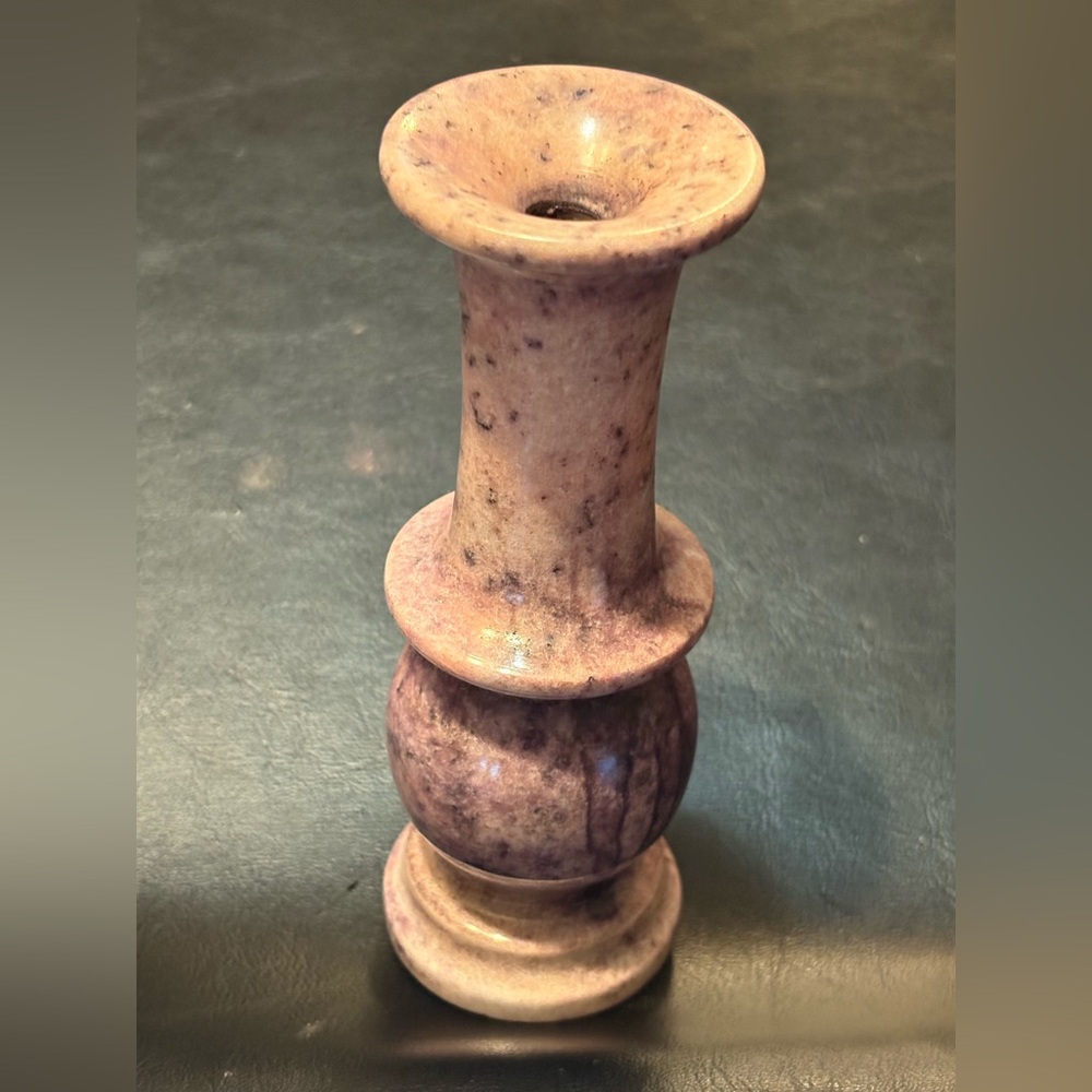 Marble bud Vase (5-M4)